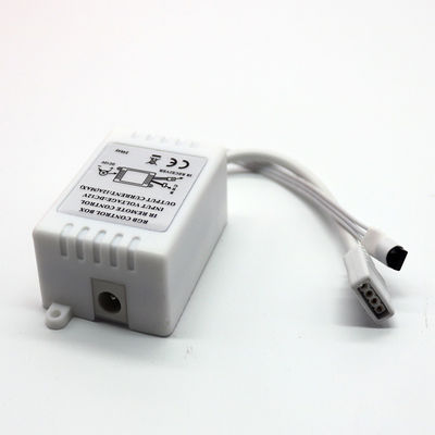 리모콘 24 키 RGB는 SMD2835를 위한 제어기에게 5050 주도하는 스트립 라이트를 보내게 했습니다